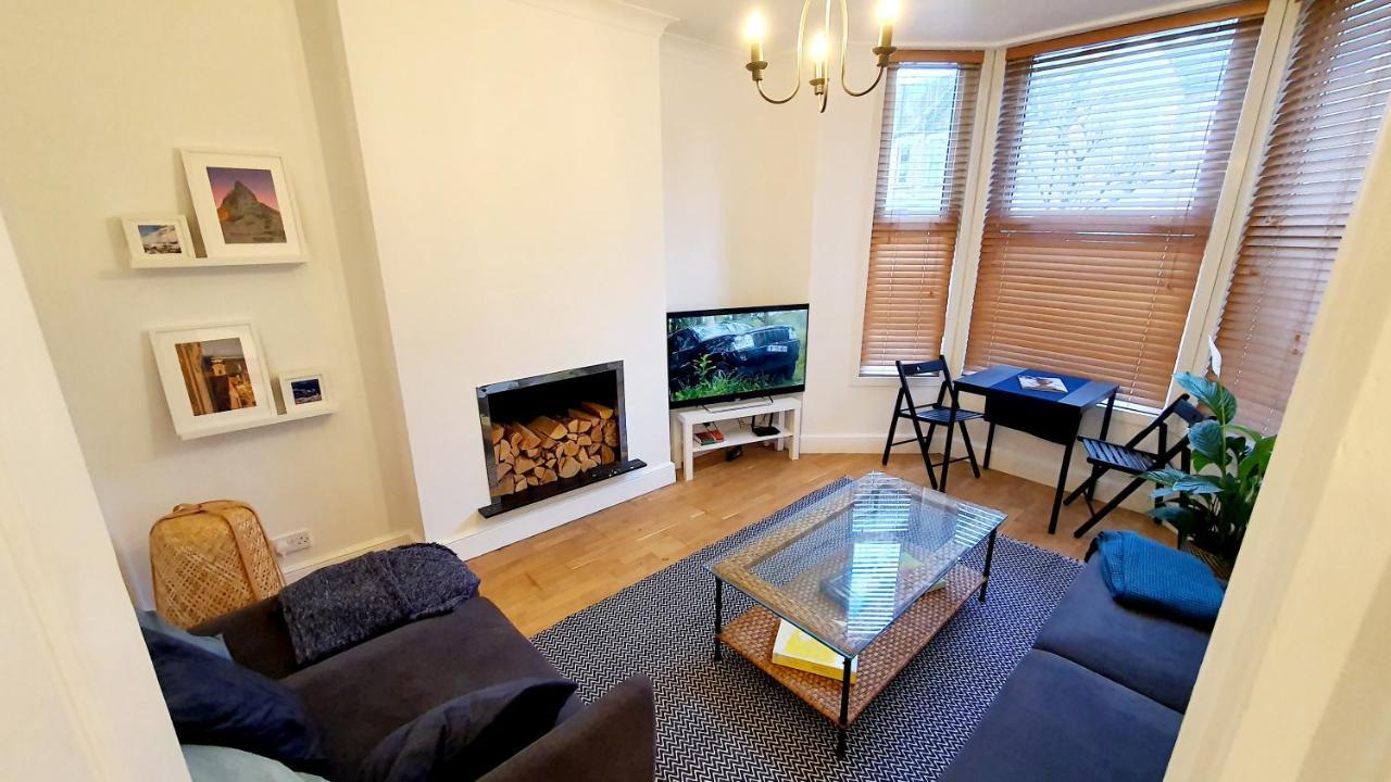 Lovely 2 Bedroom Period Garden Flat. London Exterior photo